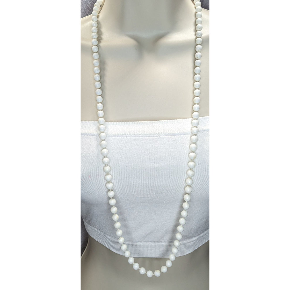 Retro Mod White Plastic Beaded Long Knotted Necklace 34 Inch