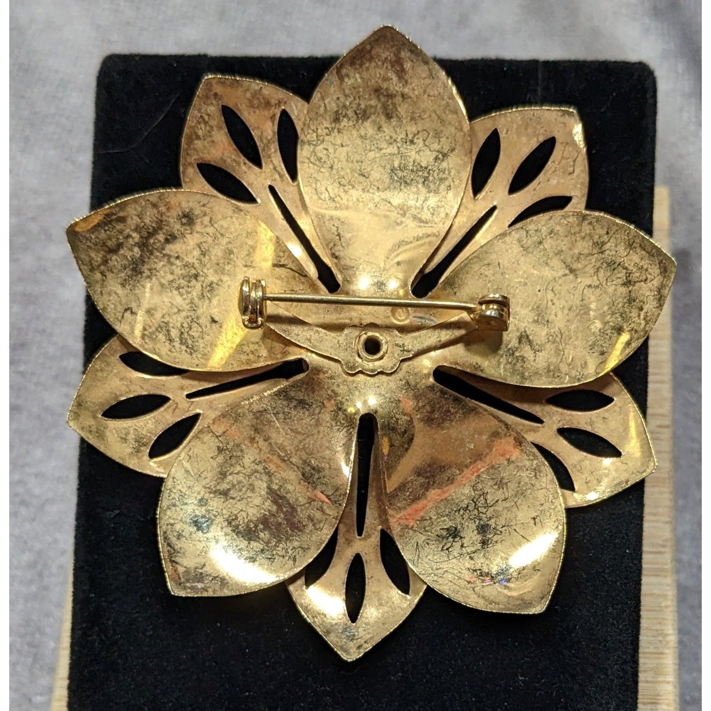 Vintage Floral Large Gold Tone Layered Flower Brooch