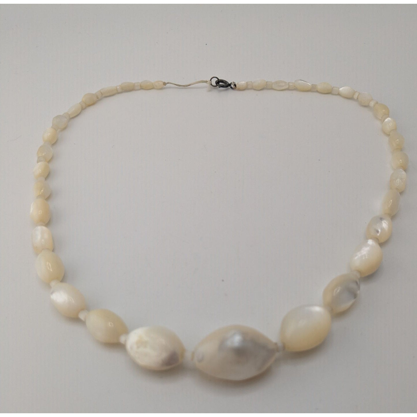Boho Vintage Mother of Pearl Graduated Beaded Necklace White Iridescent Shell Jewelry