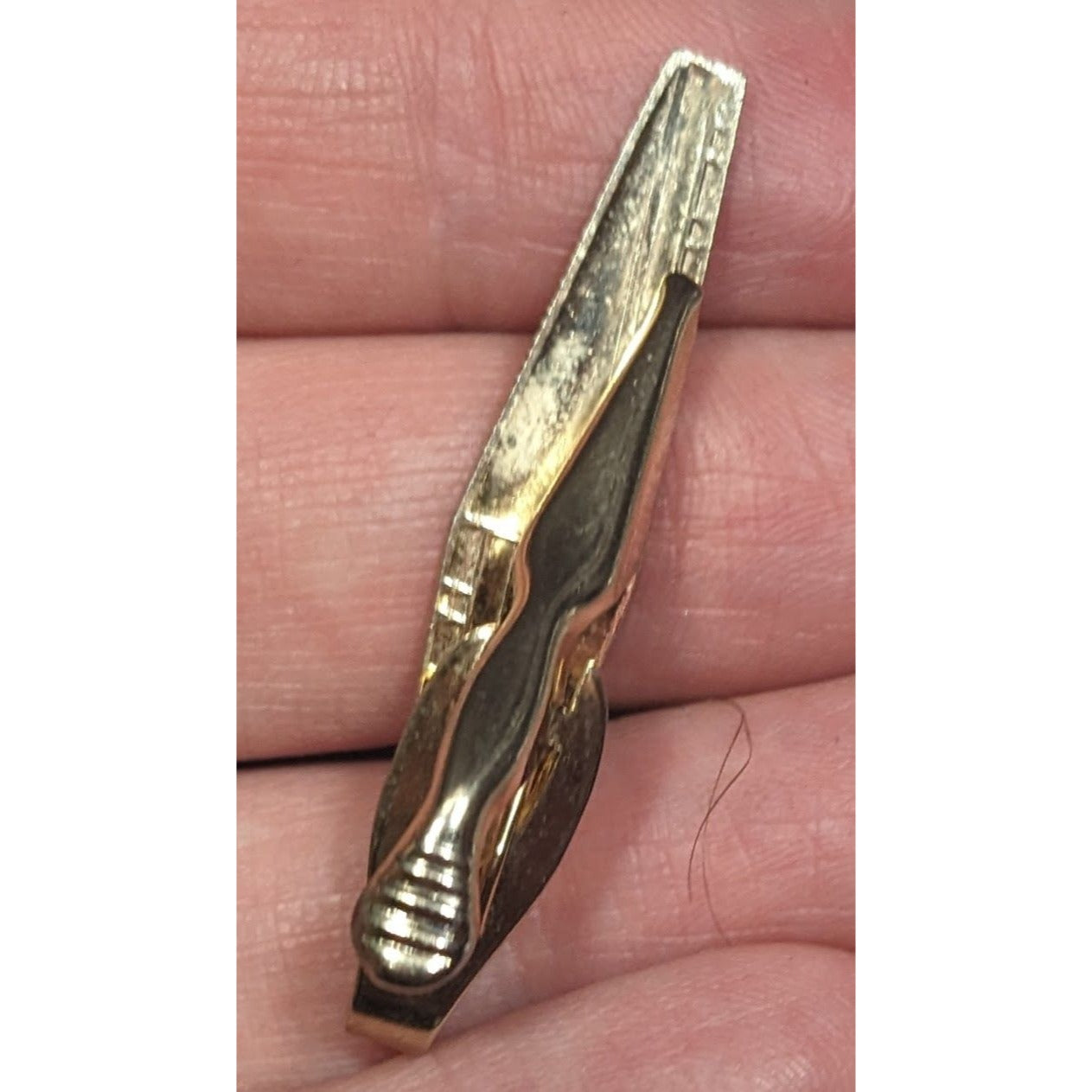 Vintage Etched Gold Tone Collectible Tie Clasp
