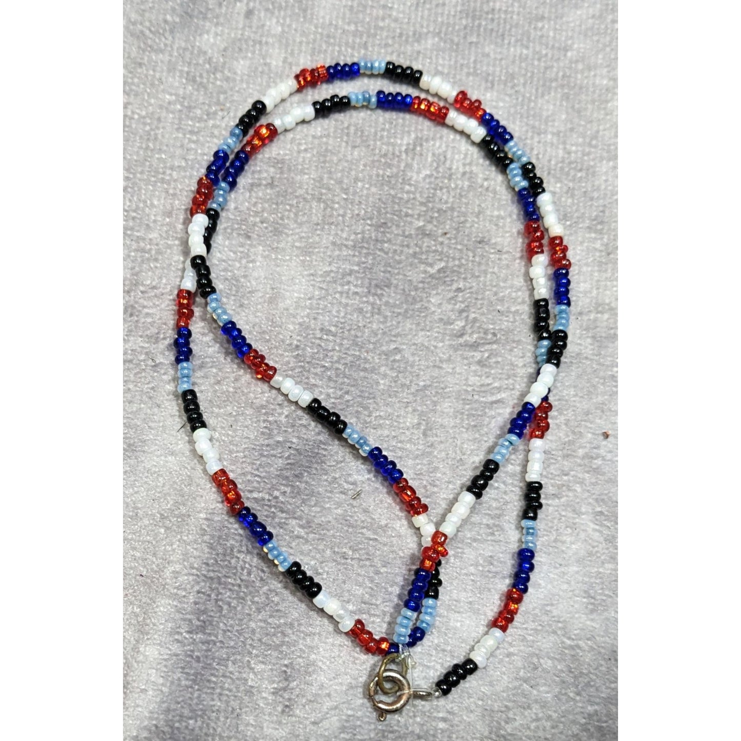 Casual Red White Blue And Black Glass Beaded Necklace