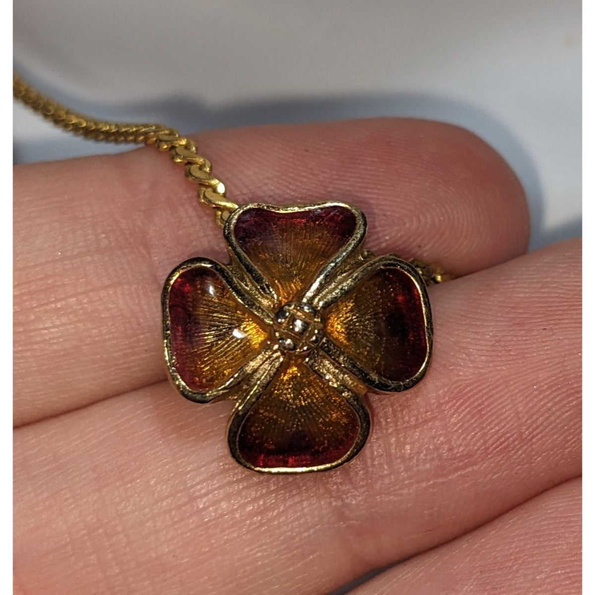 Vintage Romantic Enamel Amber Gold Tone Flower Necklace 16 Inch