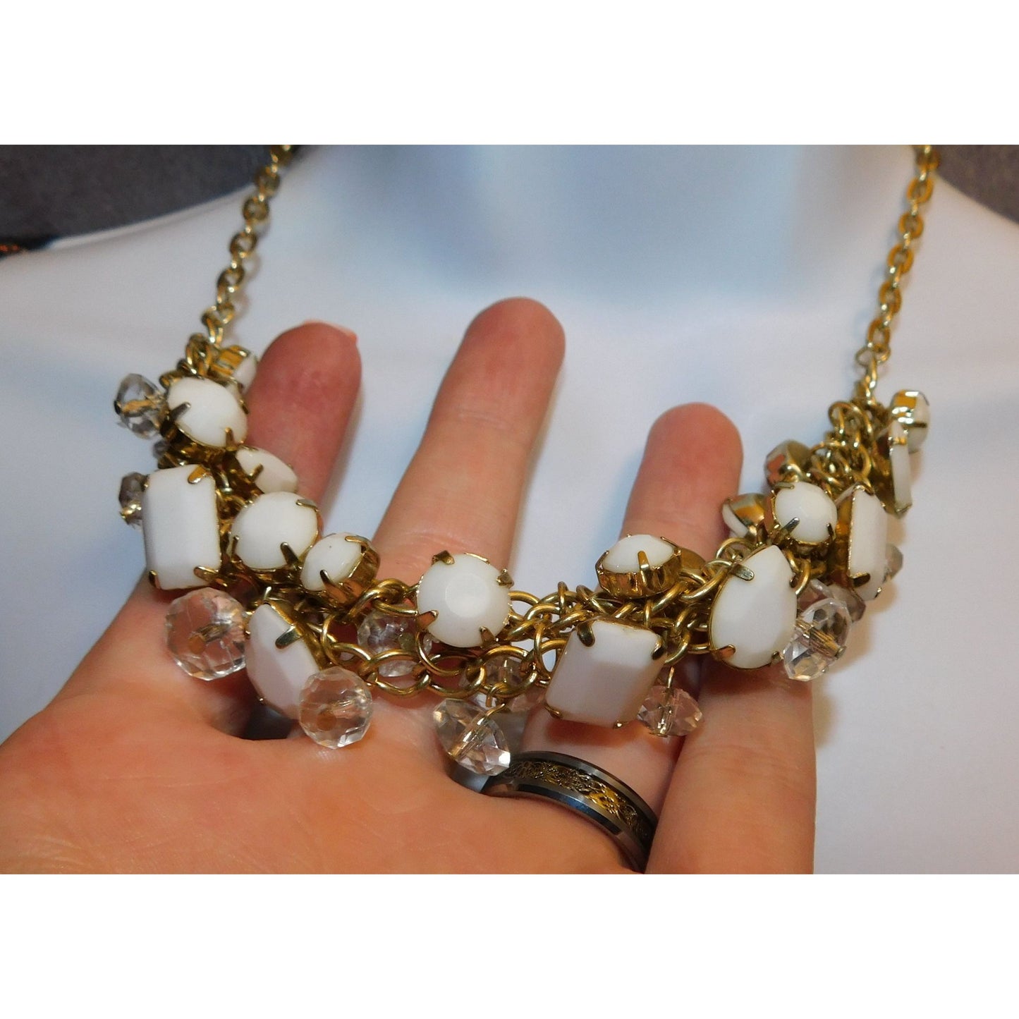 Retro White And Gold Tone Cluster Gem Necklace