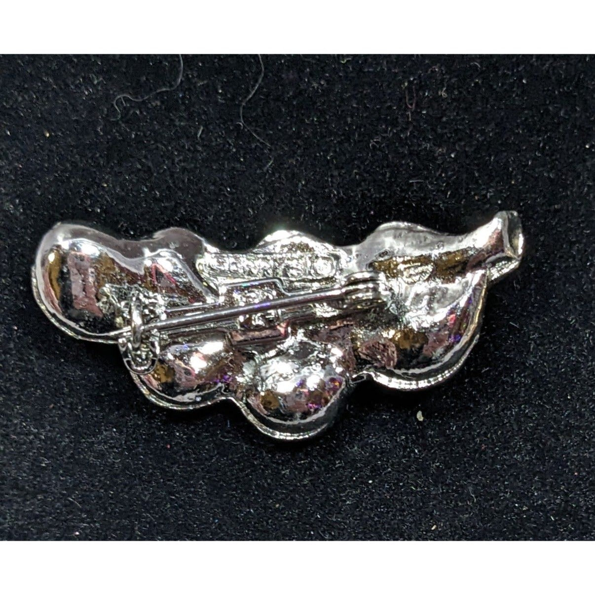 Gerry's Vintage 60s Silver Tone Oak Leaf Brooch