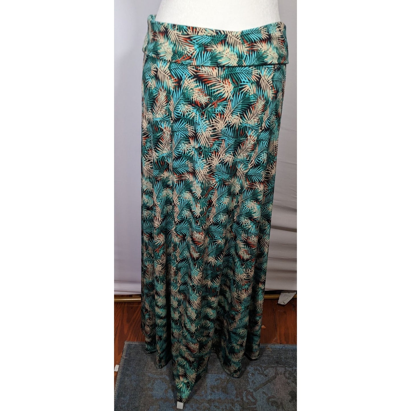 Lularoe Summery Palm Leaf Printed Maxi Skirt