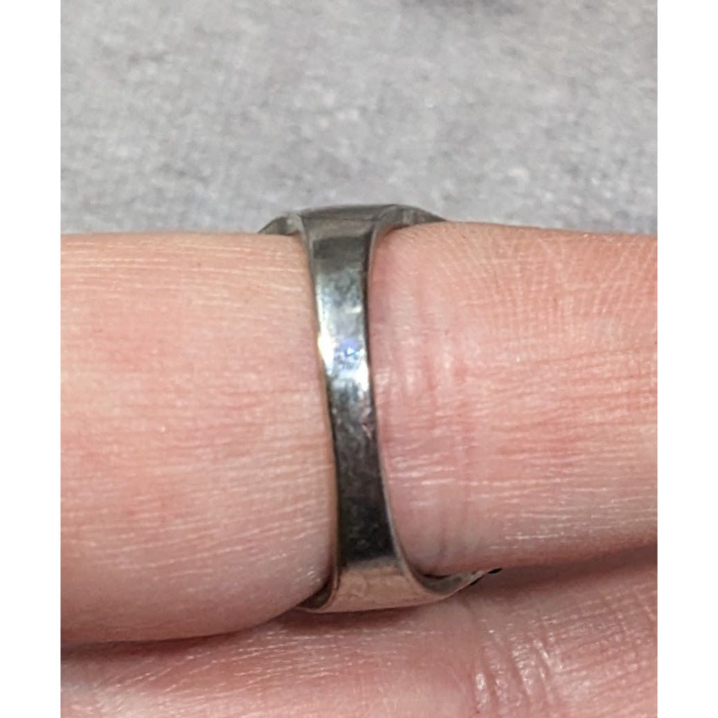 Gothic Whimsical Art Nouveau Silver Tone Ring Size 9