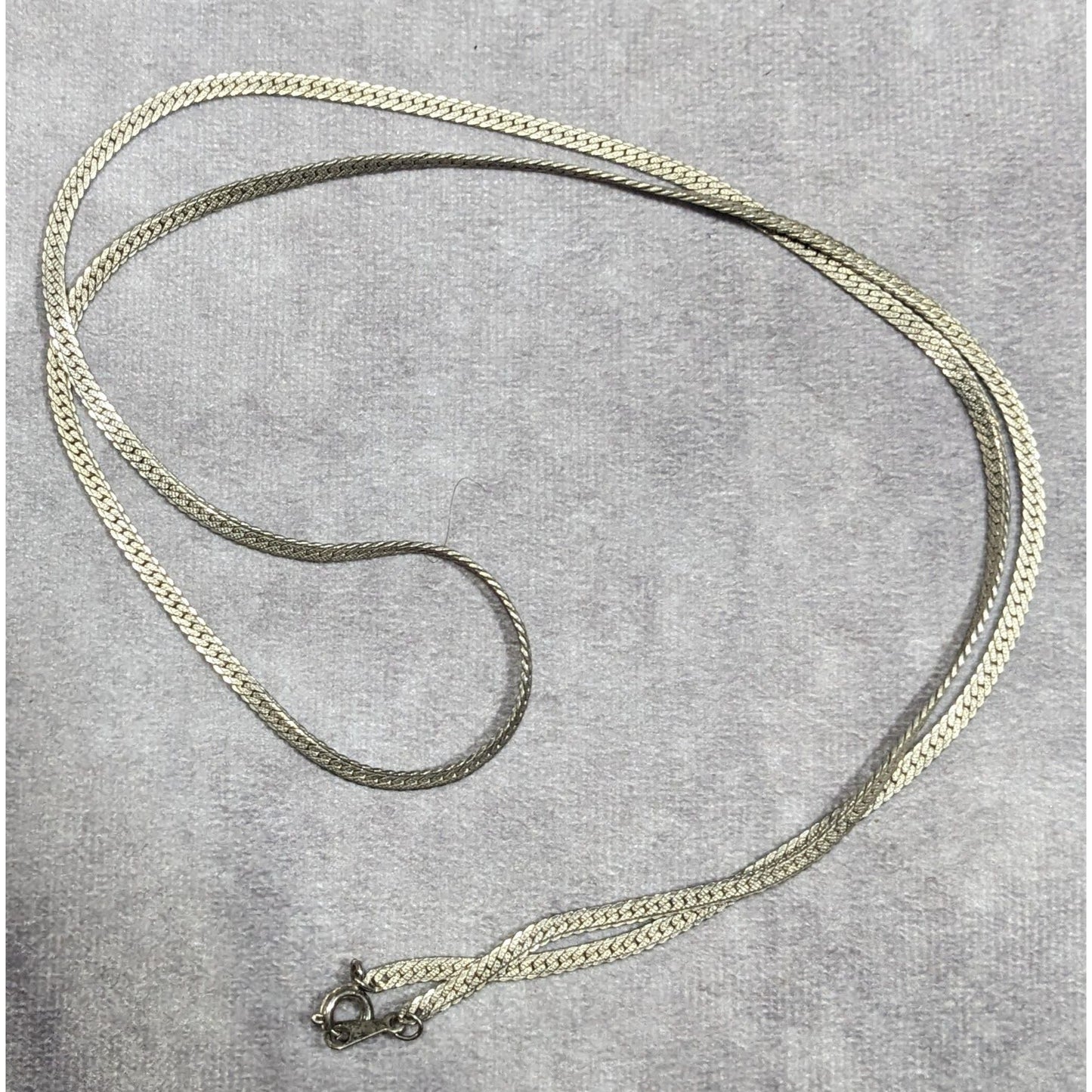 Classic Flattened Herringbone Silver Tone Chain Necklace