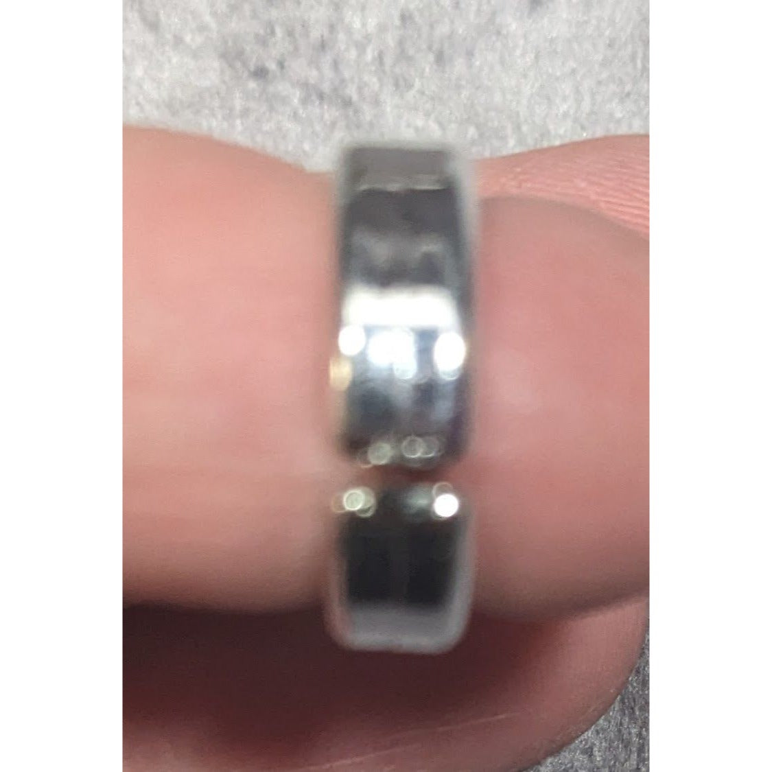 Casual Plastic Metallic Silver Tone Triangle Embossed Ring Size 2 3/4