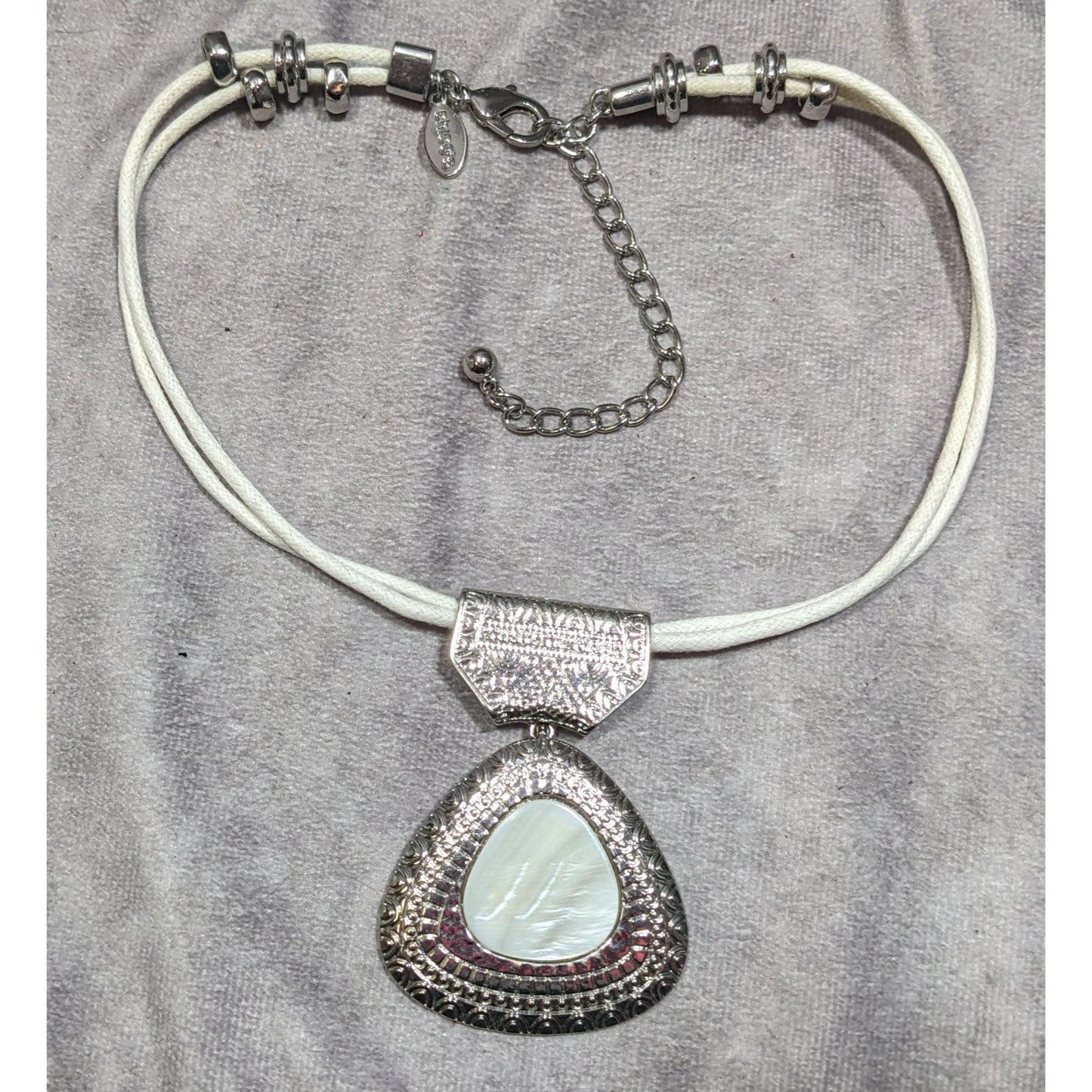 Vintage Chico's Mother Of Pearl White And Silver Tone Pendant Necklace