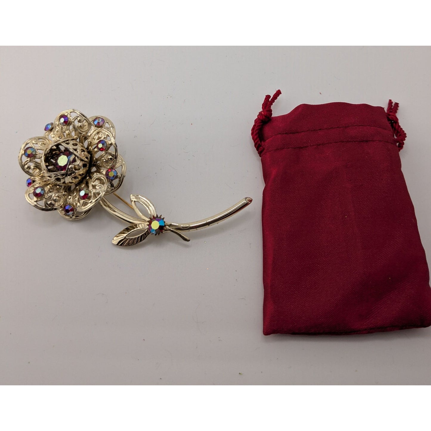 Vintage Sarah Coventry Flower Brooch With Gold Tone Aurora Borealis Rhinestones