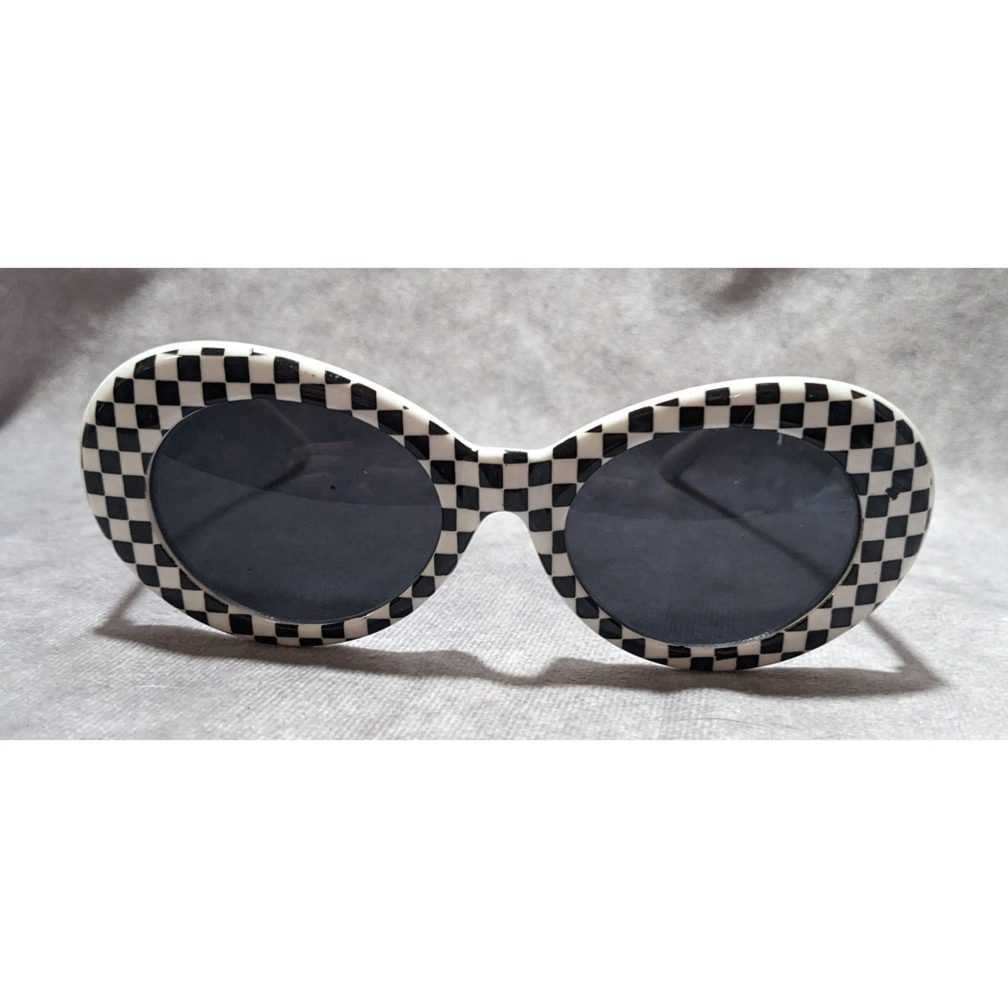 Retro Checkered Sunglasses