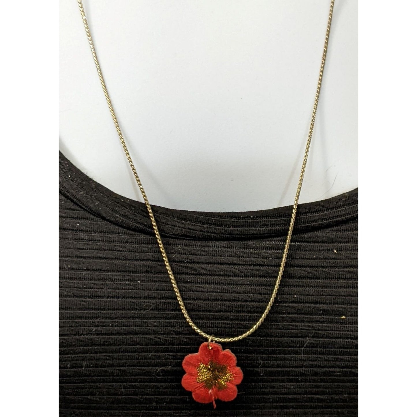 Red Minimalist Embroidered Flower Necklace