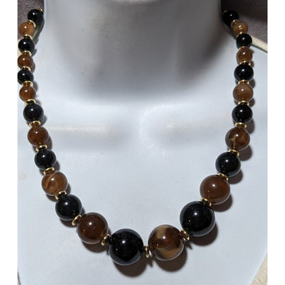 Elegant Retro Brown And Black Beaded Necklace