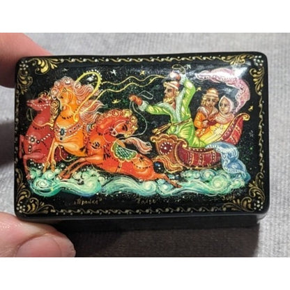 Vintage Hand Painted Lacquered Russian Trinket Box