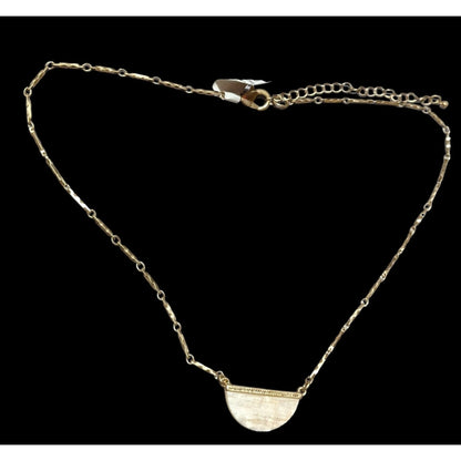Minimalist Gold Shell Pendant Necklace
