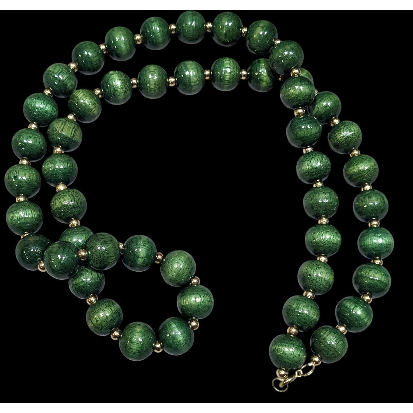 Vintage Elegant Green And Gold Tone Wood Beaded Necklace