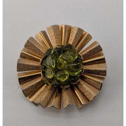 Vintage Retro Sunburst Gold-Tone Brooch With Green Glass Center