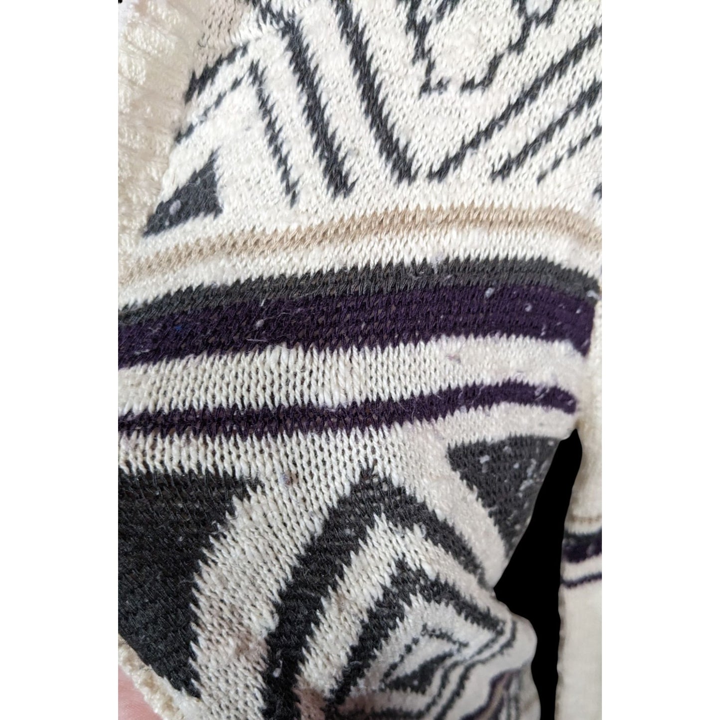 Full Tilt Southwestern White And Black Hooded Sweater