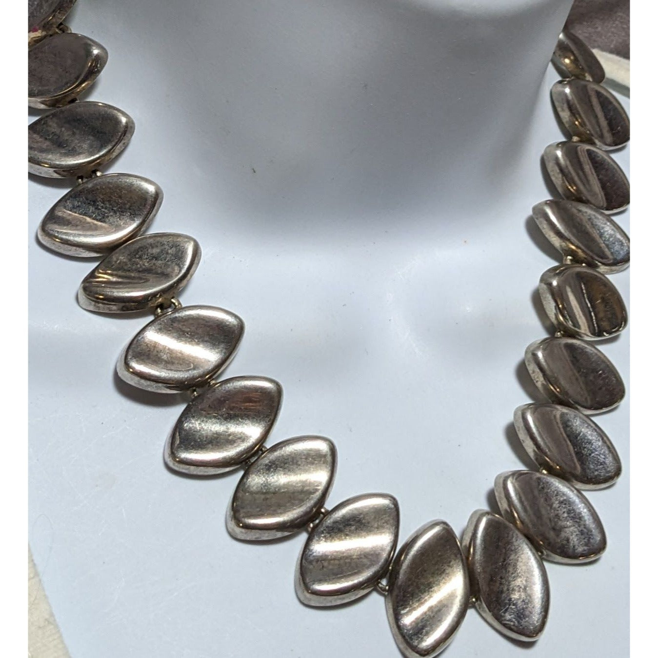 Vintage Modernist Silver Concave Leaf Link Necklace