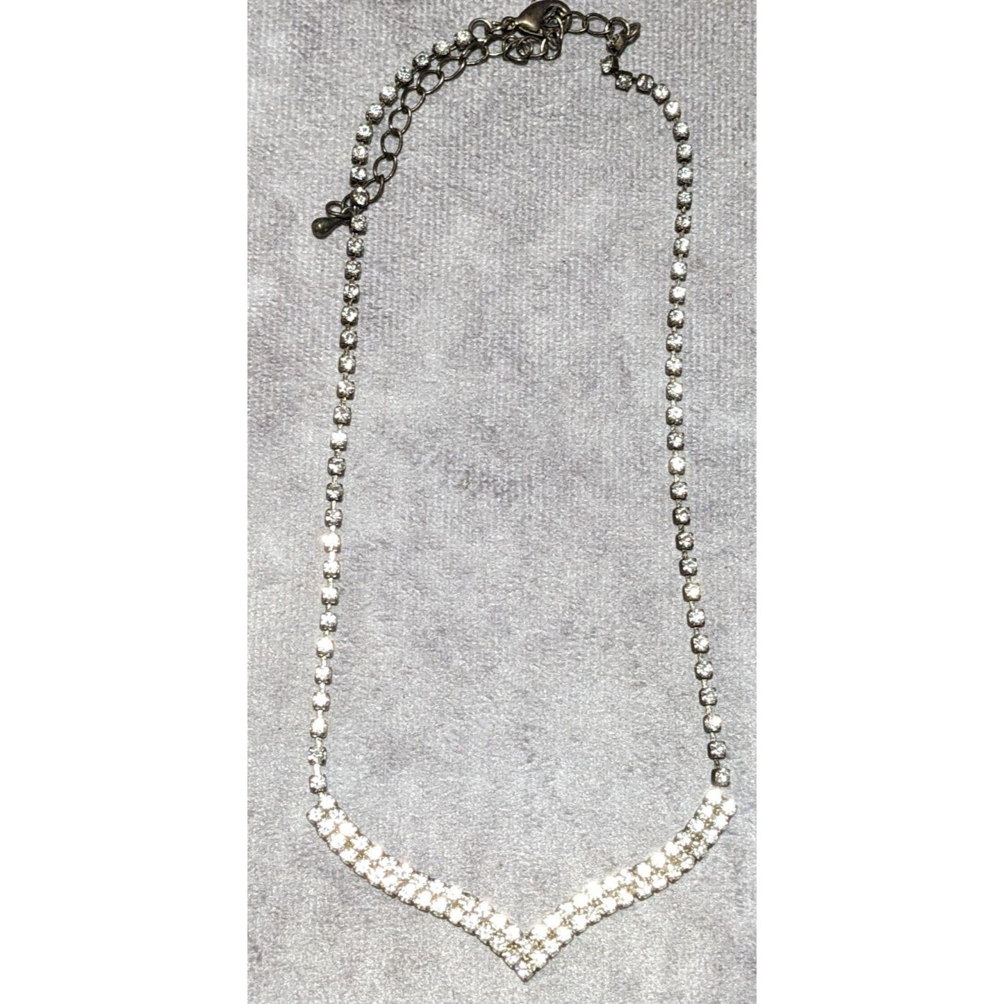 Vintage 90s Silver Chevron Rhinestone Necklace