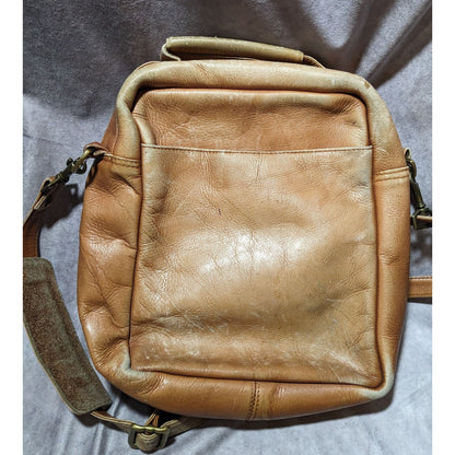 Vintage Wilson's Adventure Bound Originals Multi-Pocket Leather Bag