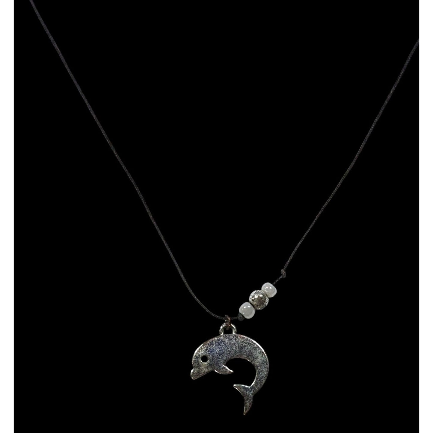 Simple Beachy Dolphin Pendant Necklace With Beaded Accents