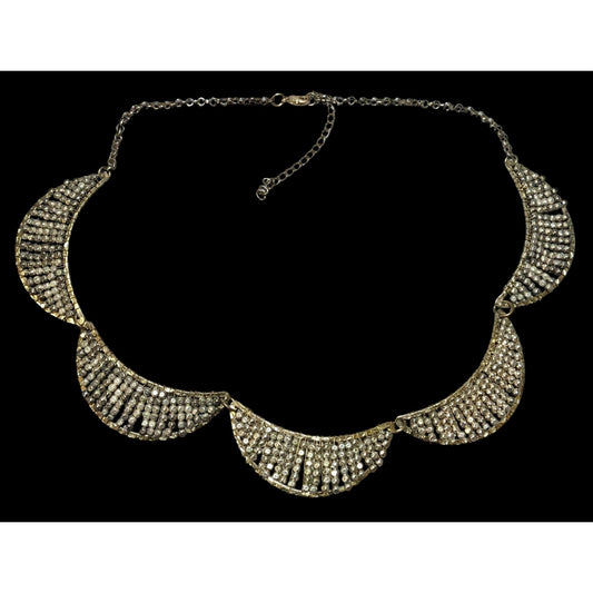 Retro Beaded Scalloped Metallic Necklace