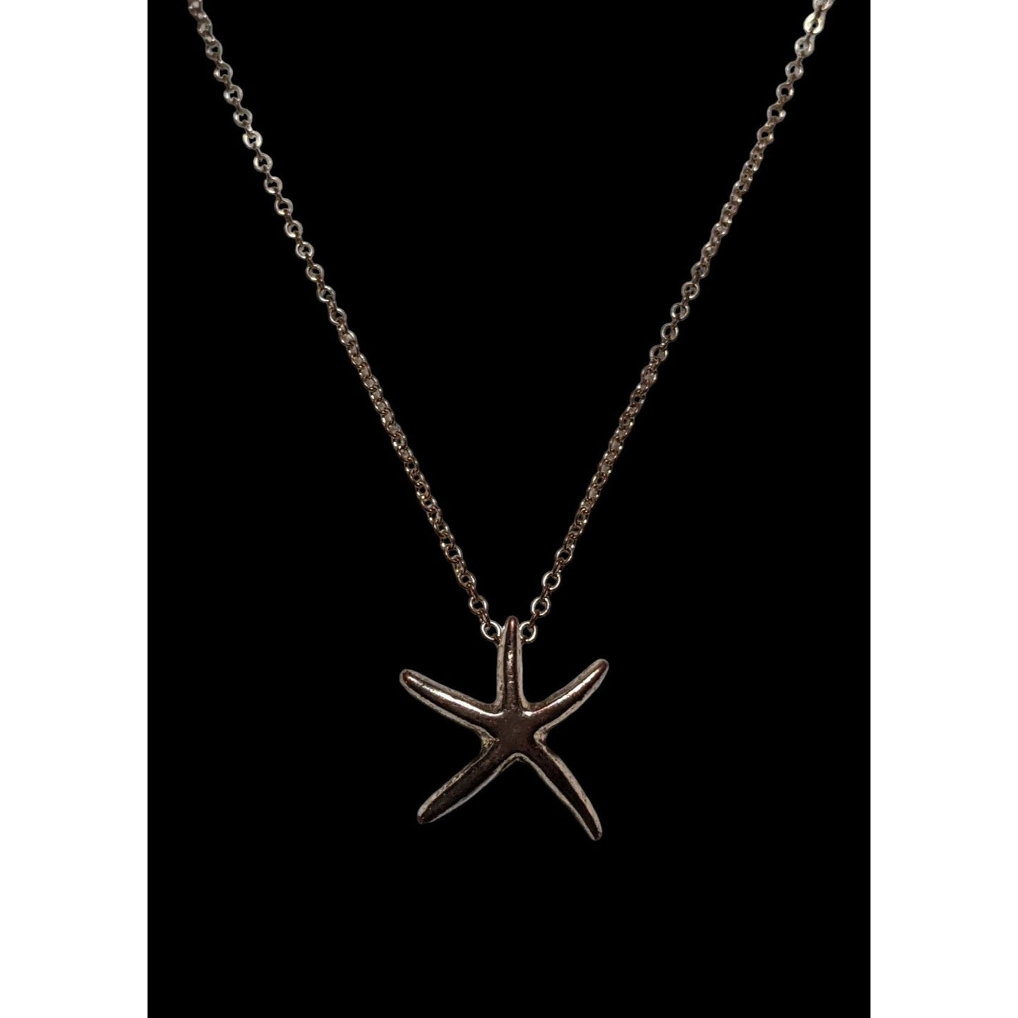 Minimalist Silver Starfish Pendant Necklace