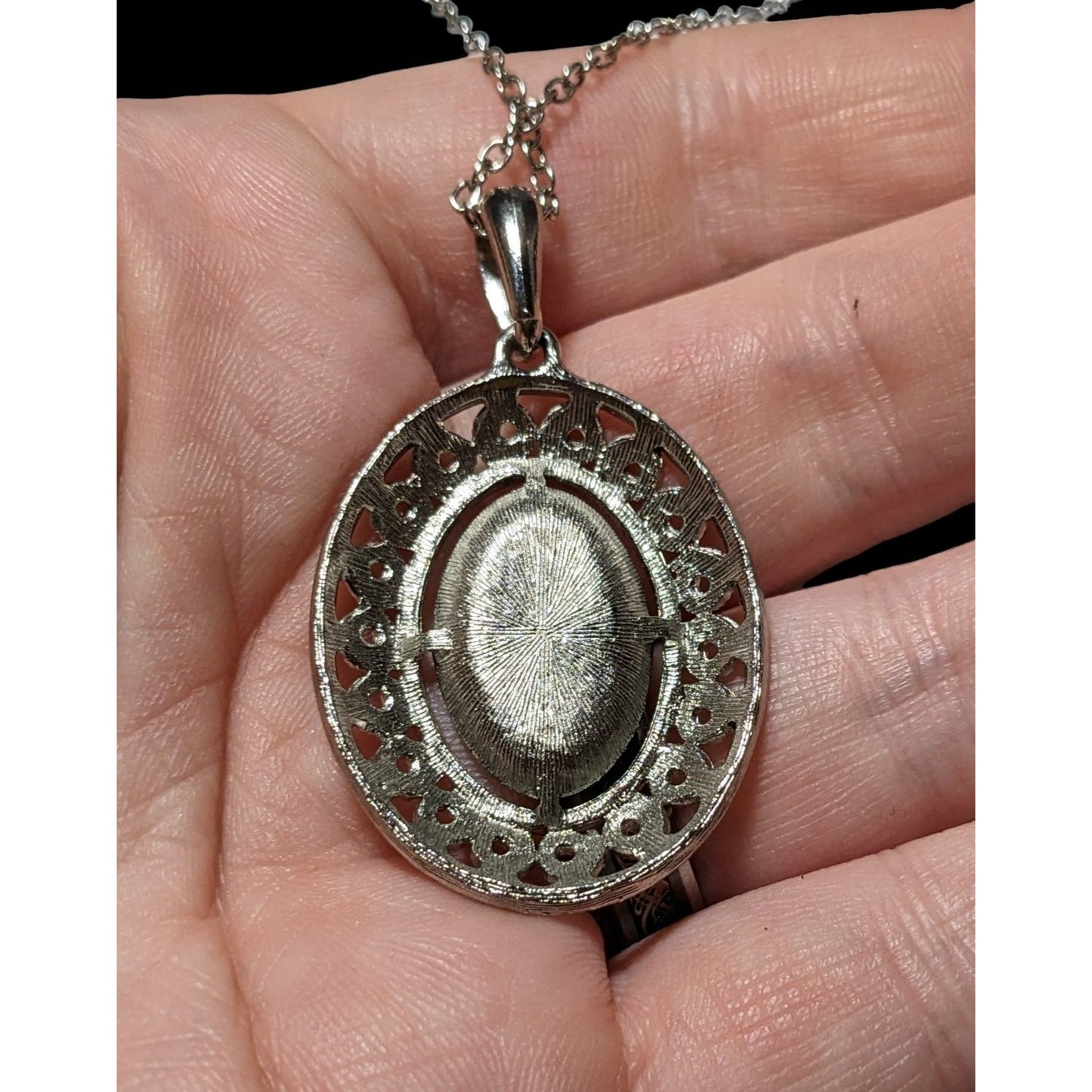 Engraved Retro Silver Oval Pendant Necklace