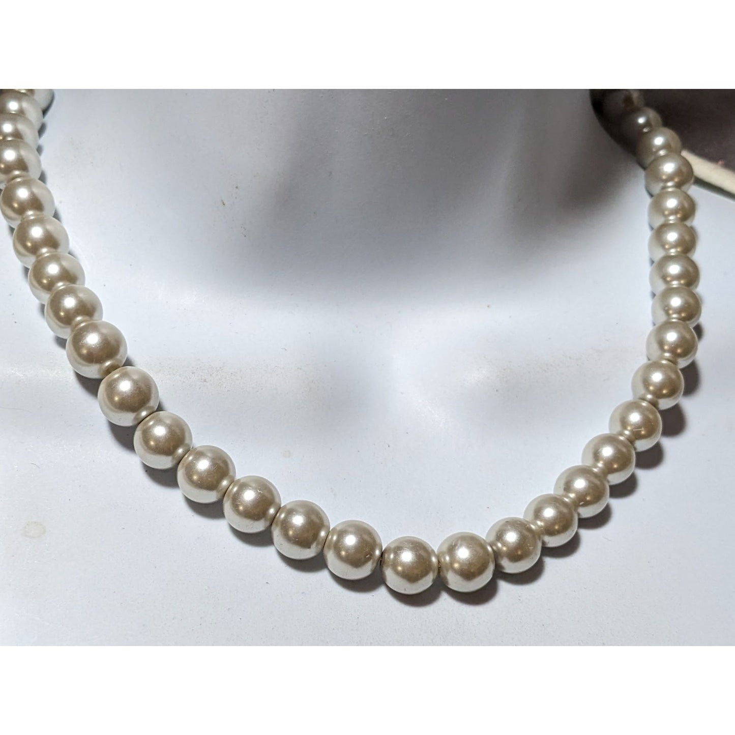 Classic Glass Faux Pearl Beaded Necklace