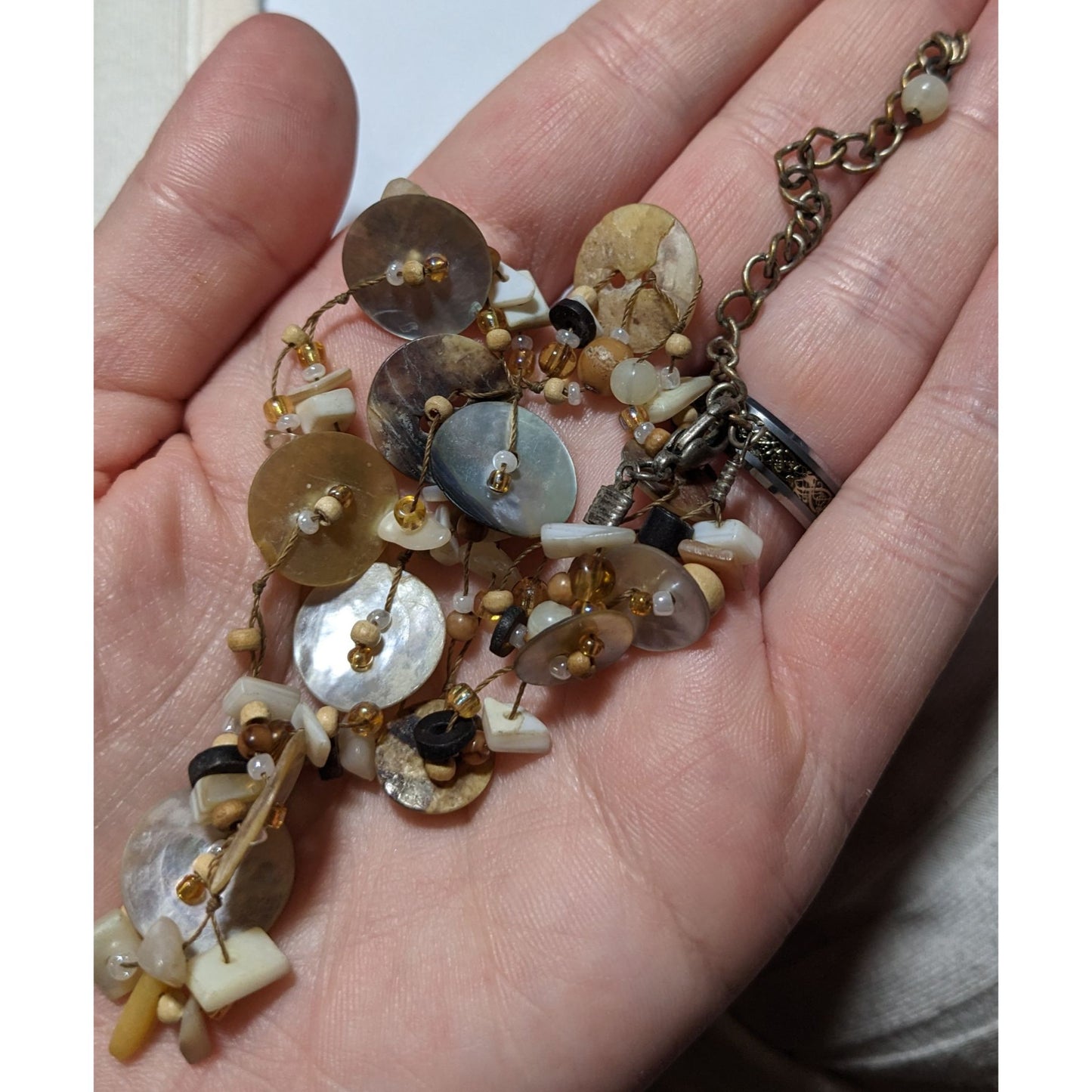 Retro Shell Stone And Glass Beaded Necklace