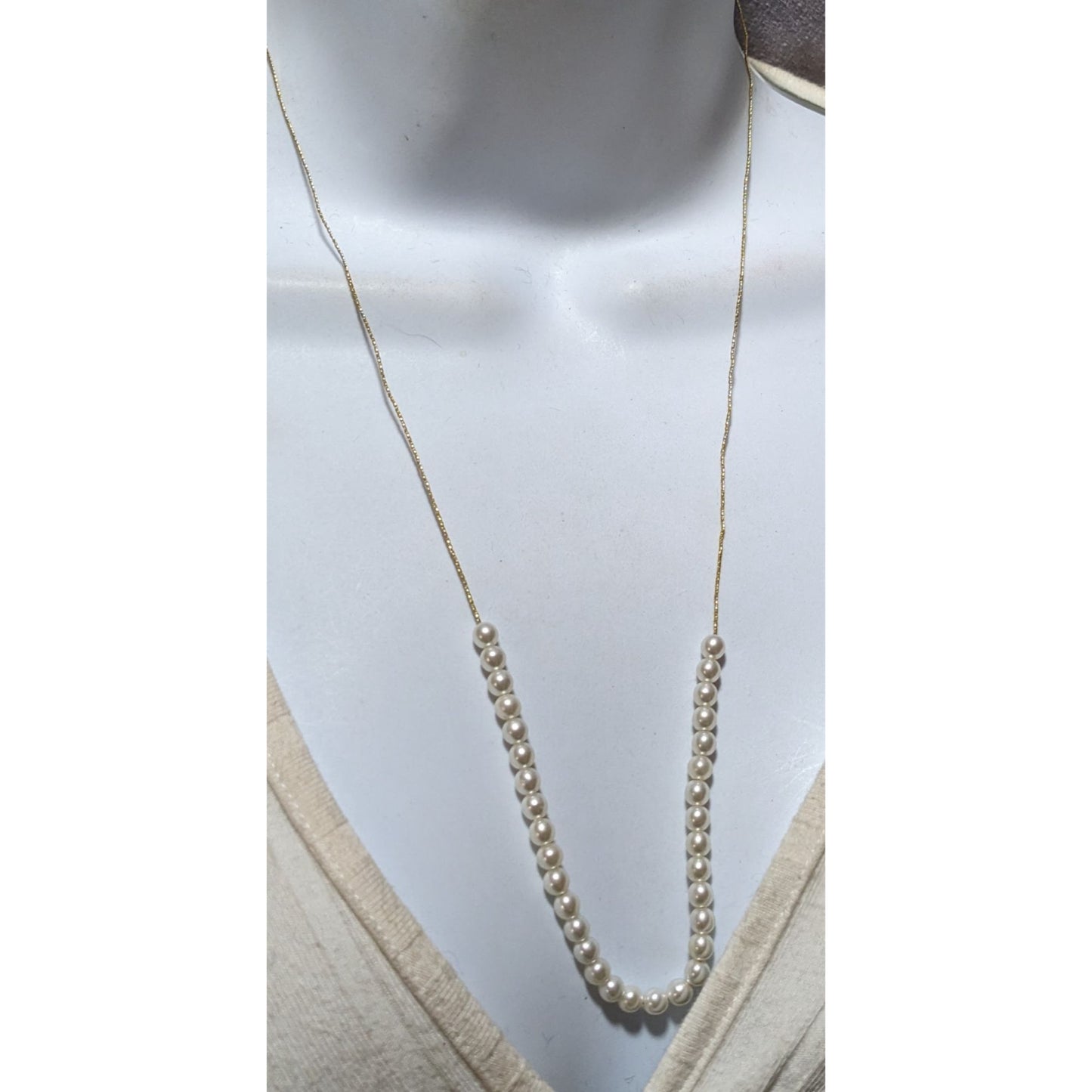 Minimalist Gold Faux Pearl Beaded Necklace