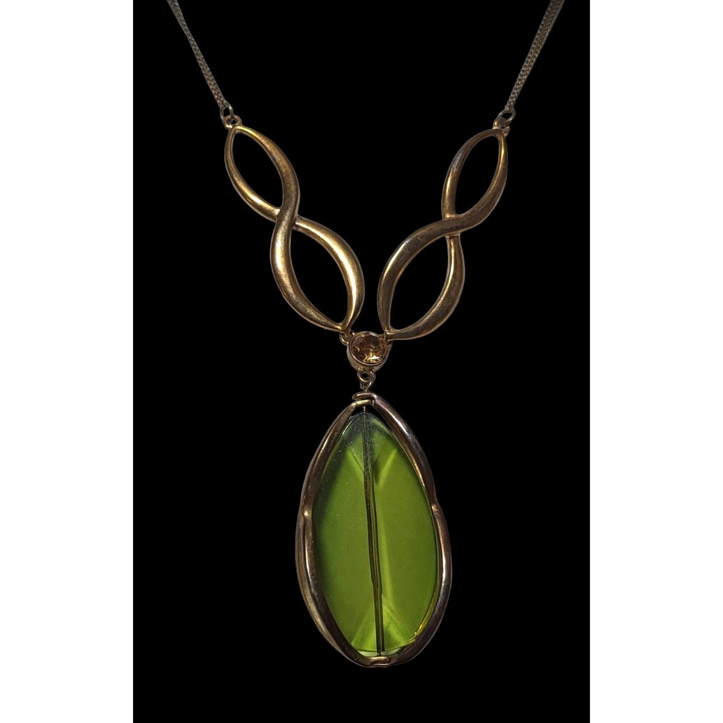 Jennifer Lopez Green And Gold Gemmed Necklace