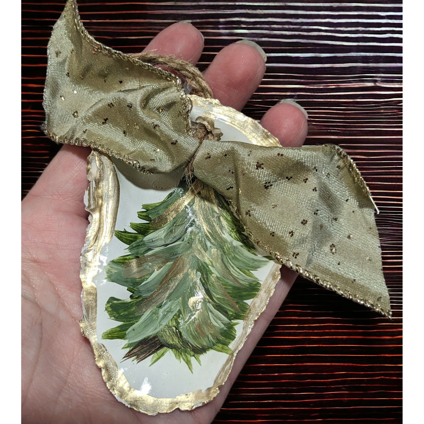 Painted Holiday Shell Decor