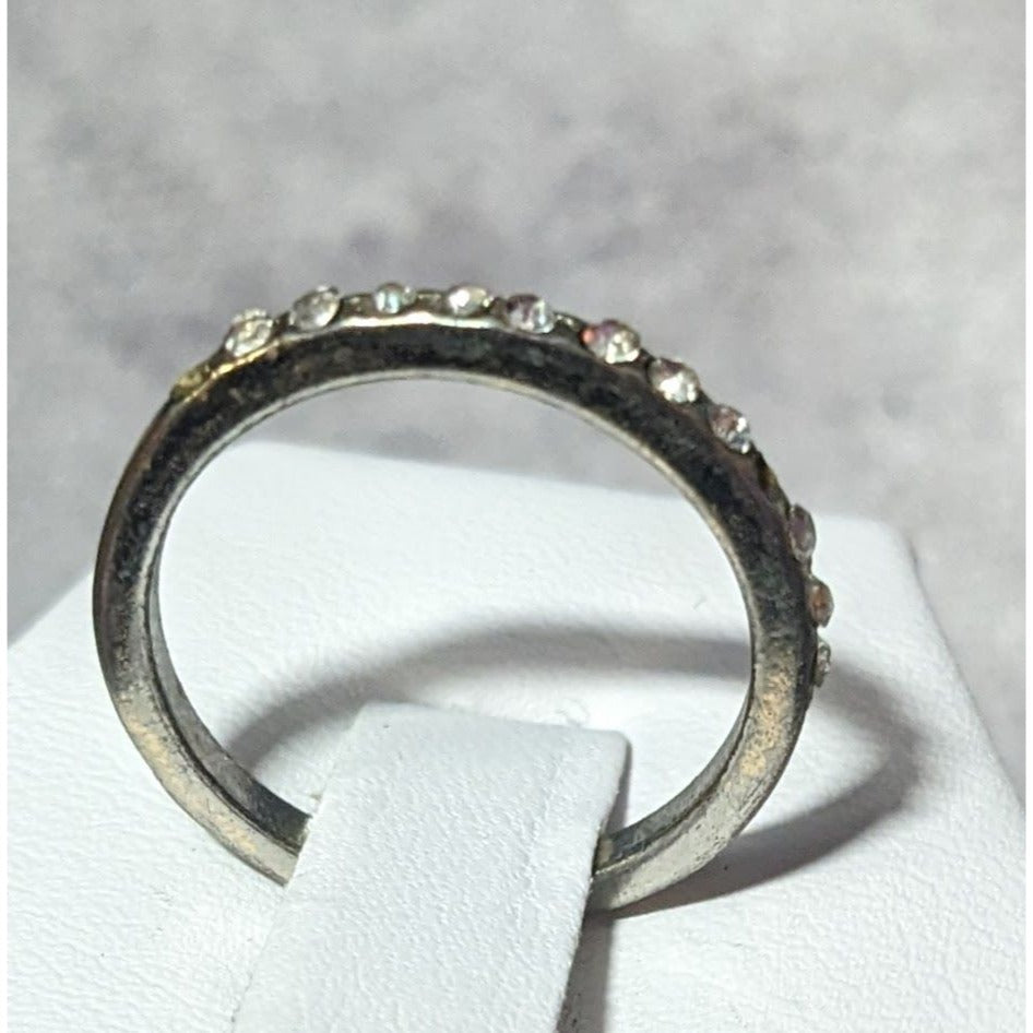 Minimalist Silver Tone Rhinestone Fashion Ring Size 6 1/2