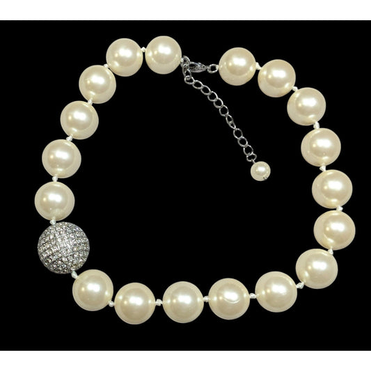 Vintage Glam Chunky Faux Pearl Necklace With Rhinestone Bead Accent