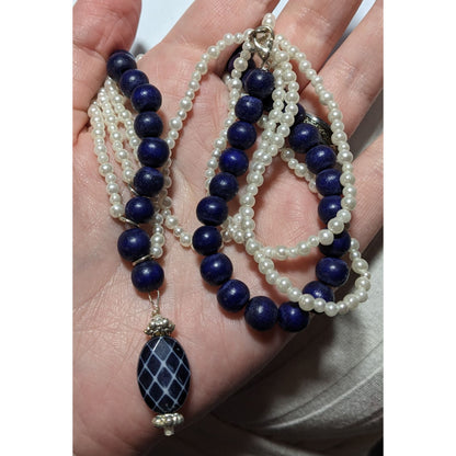 Blue And White Wood Pearl Beaded Necklae