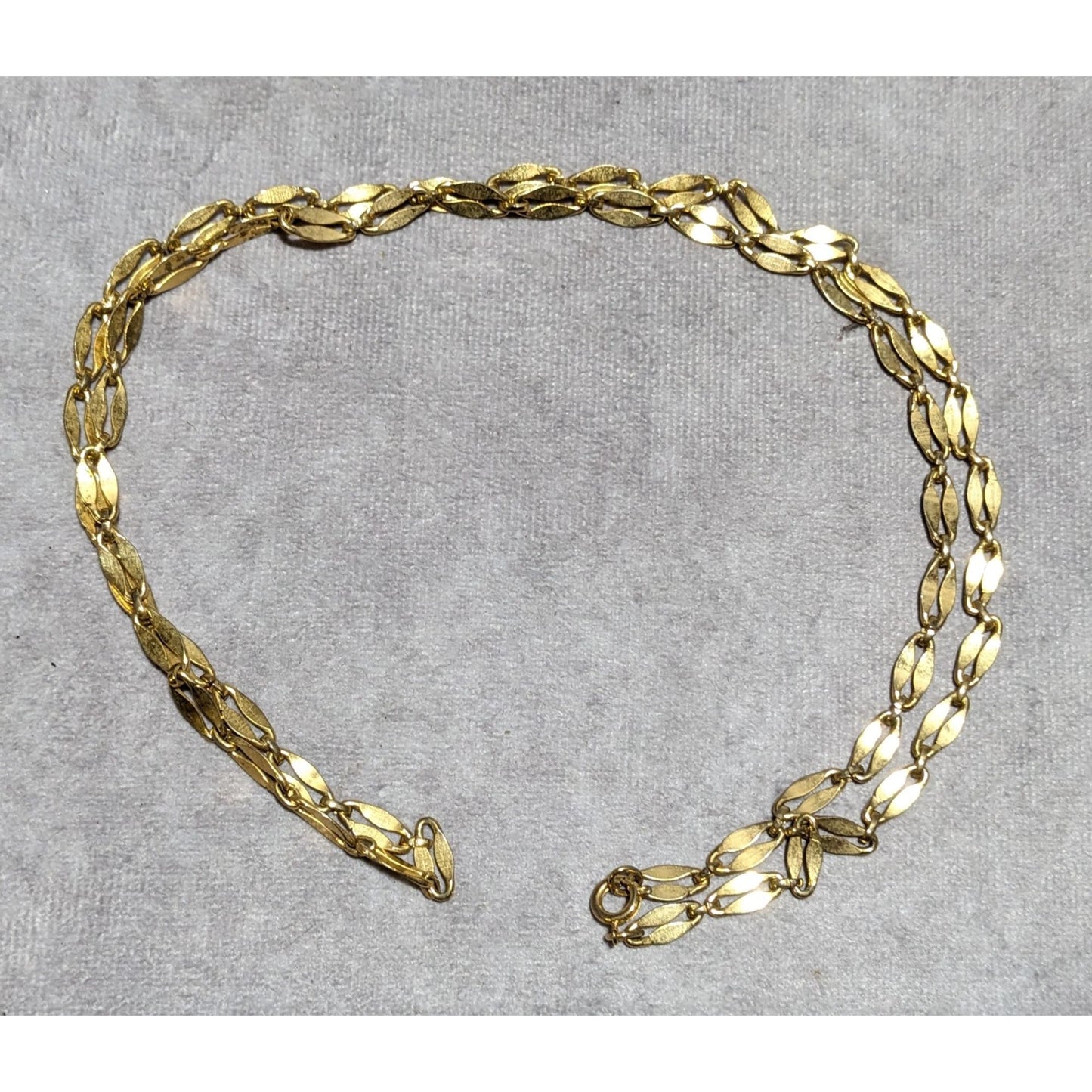 Vintage Gold Oval Link Chain Necklace