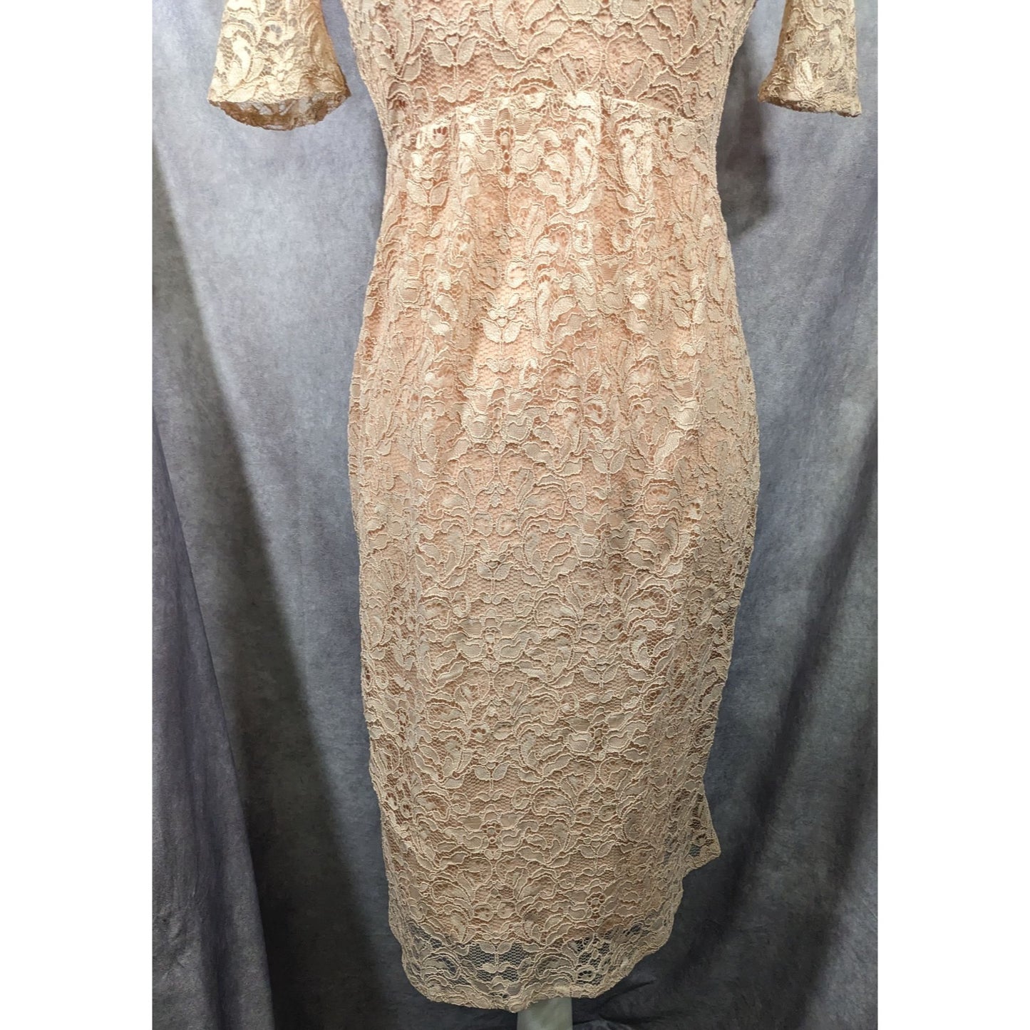 Hope And Ivy Cream Floral Lace Keyhole Dress Size 6