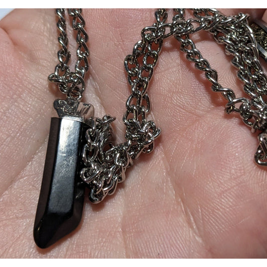 Black Pillar Pendant Necklace