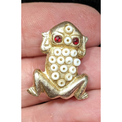 Vintage Beaded Gold Tone Metal Frog Brooch Made In Hong Kong