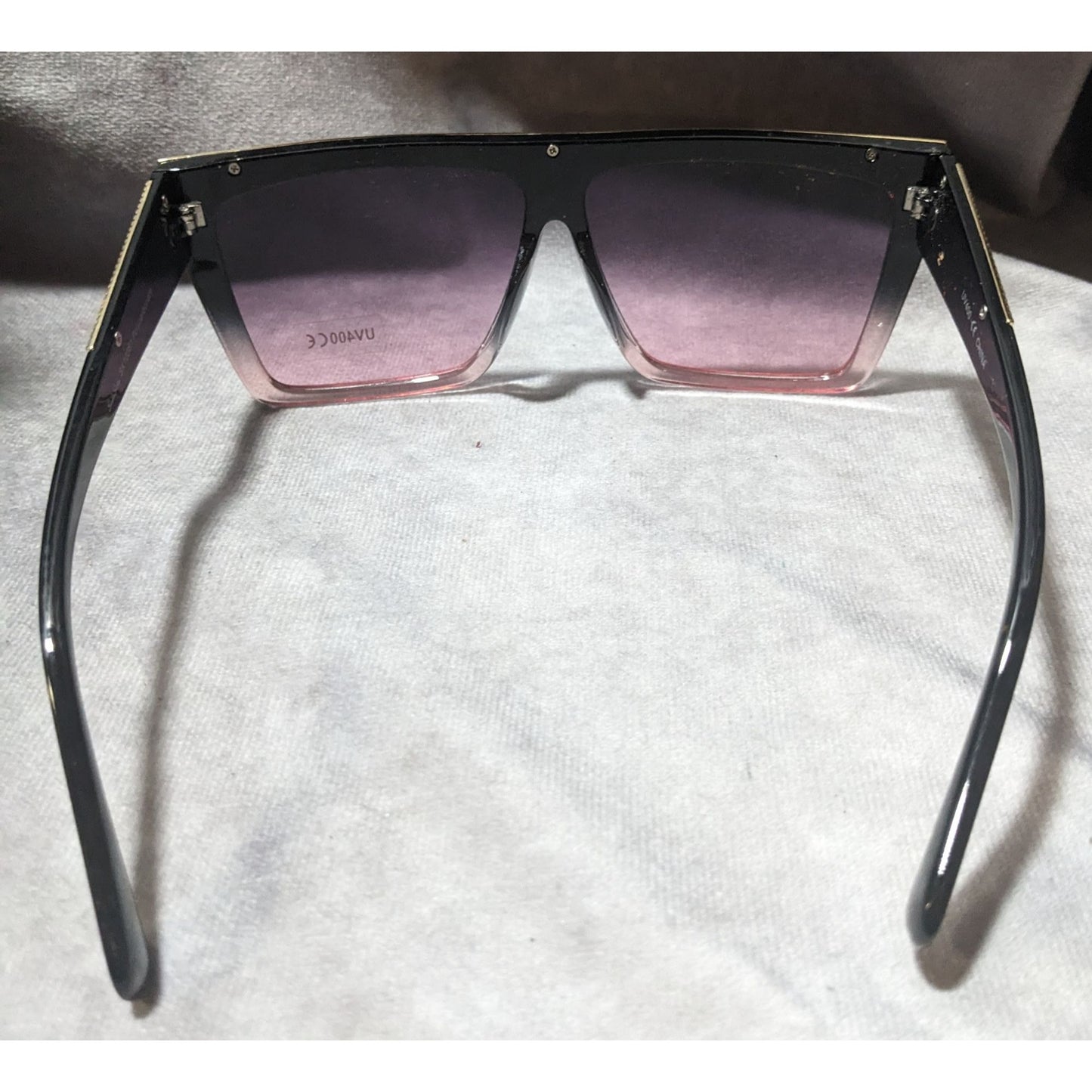 Shade Shaks Black And Pink Gold Accent Sunglasses