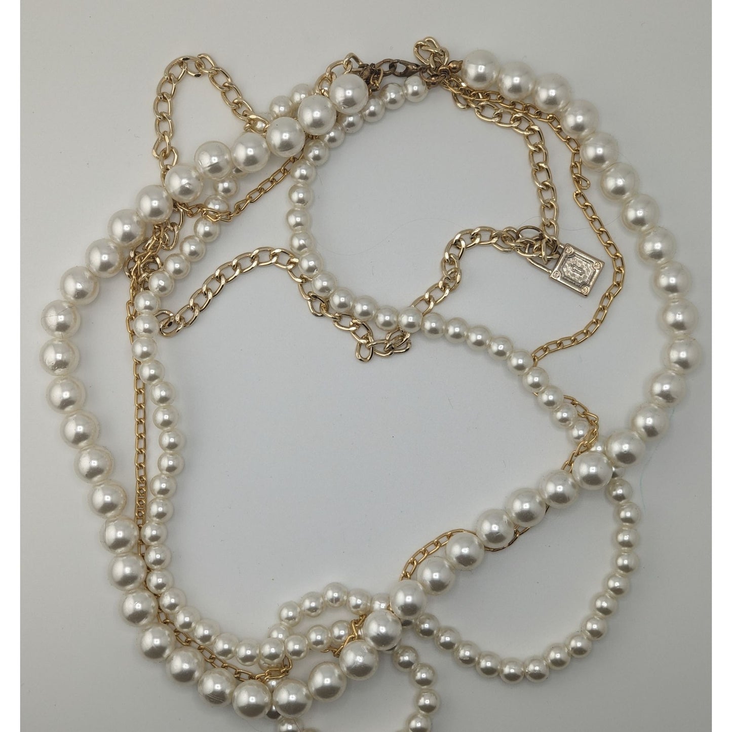 Elegant Glam Layered Gold Chain & Faux Pearl Necklace With Padlock Charm