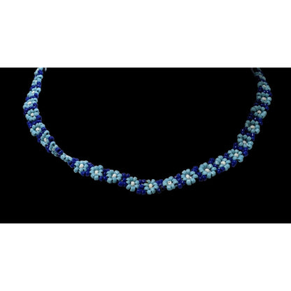 Retro Blue Daisy Beaded Necklace