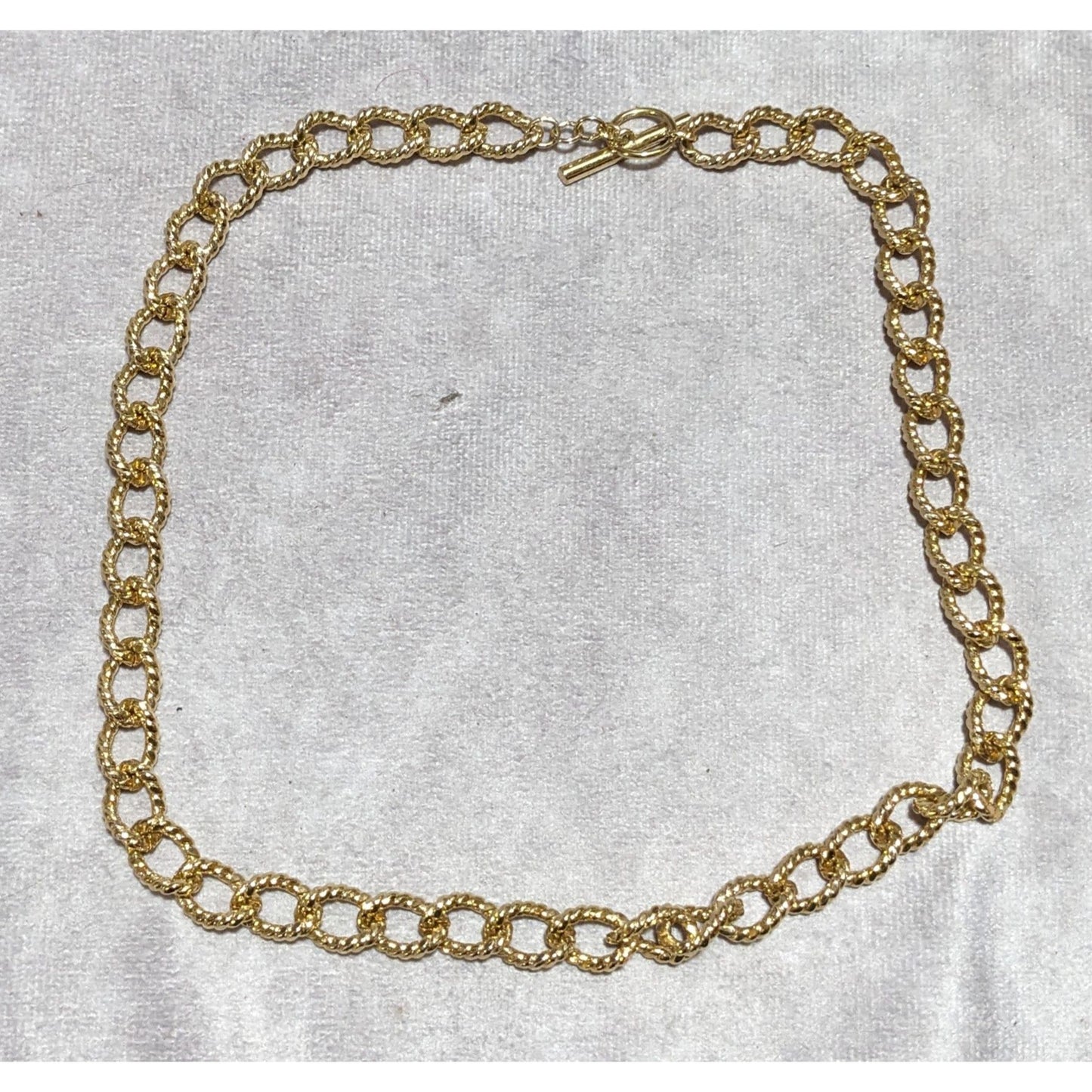 Bright Gold Textured Link Toggle Necklace