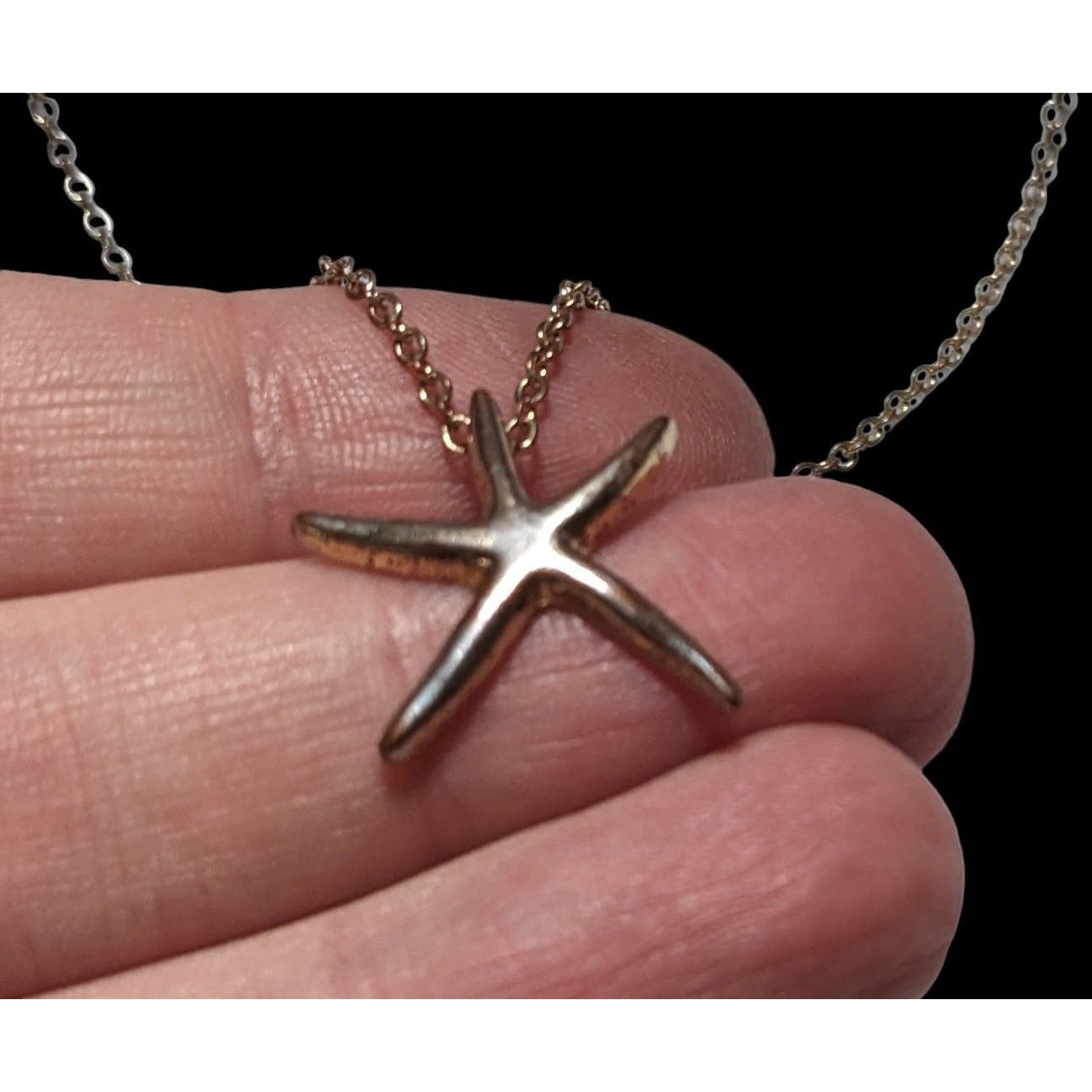 Minimalist Silver Starfish Pendant Necklace