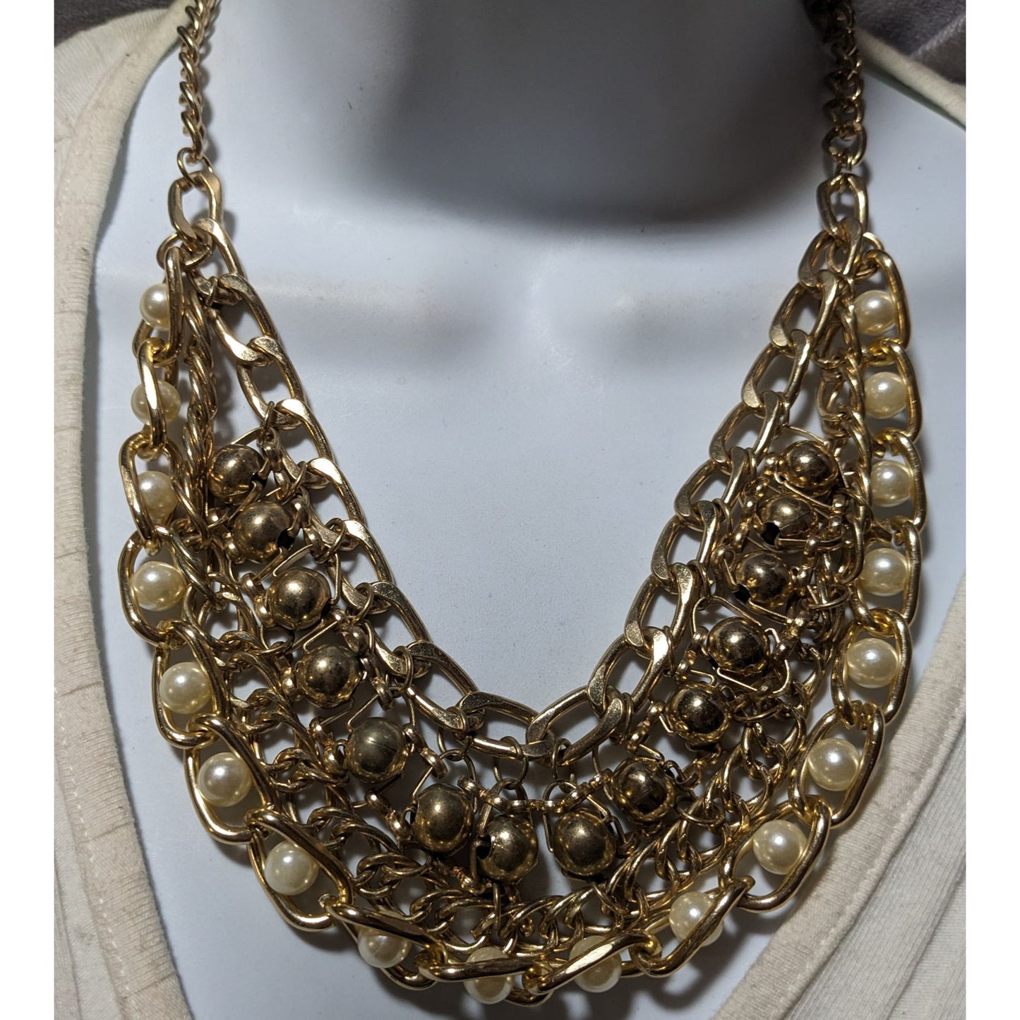 Glamorous Gold Chain Pearl Bib  Necklace