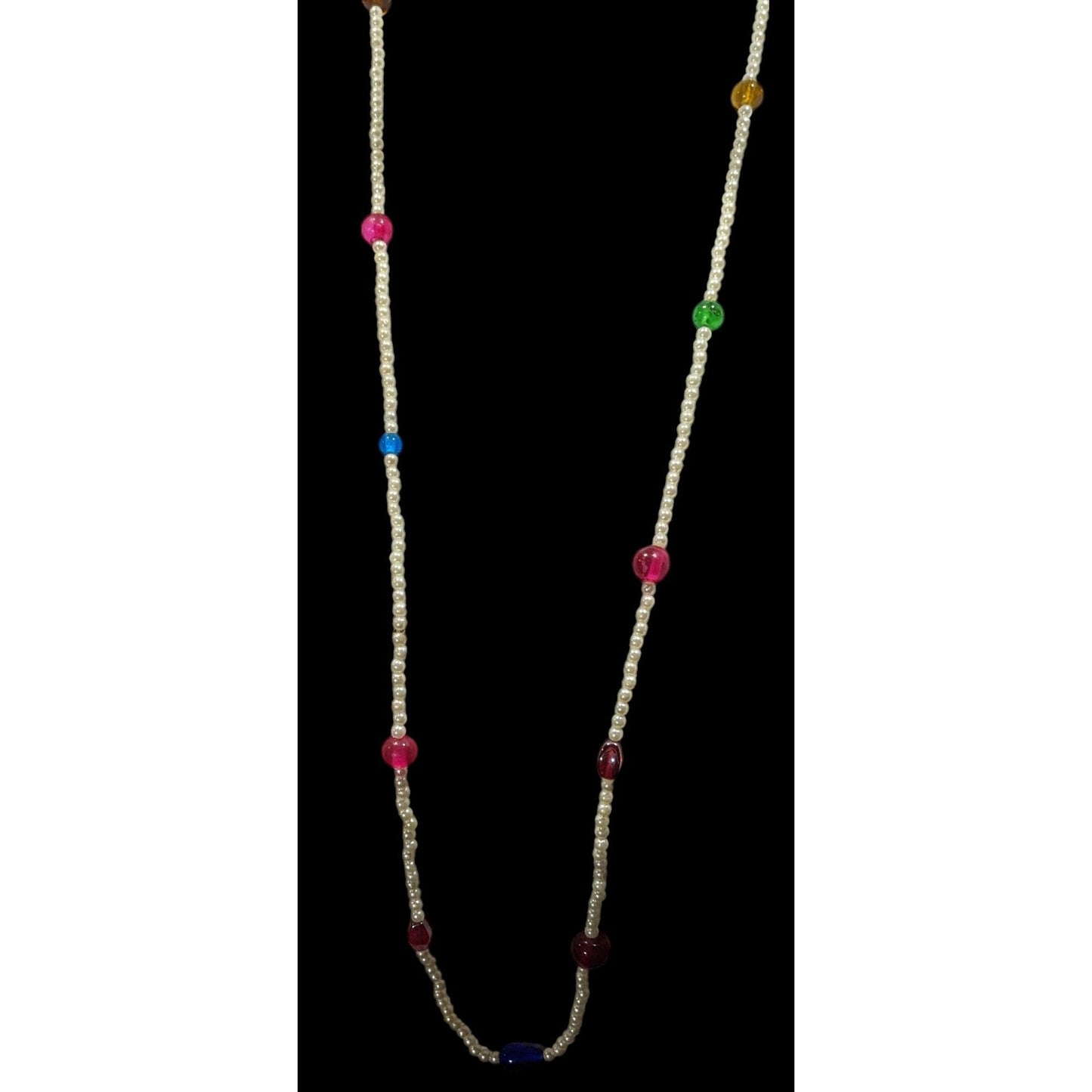 Elegant Faux Pearl Beaded Necklace With Rainbow Accents