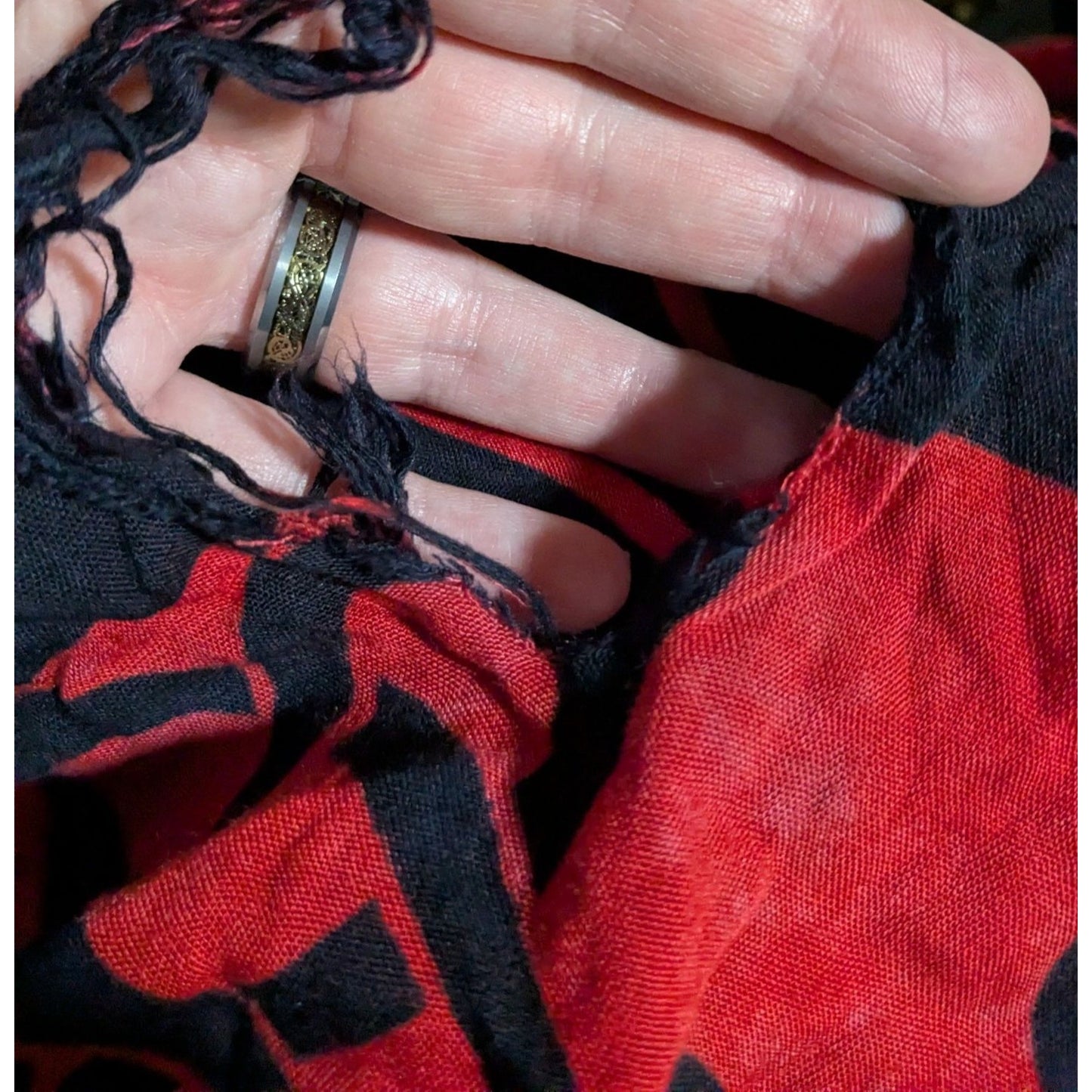 Curious Designs Red & Black Gothic Celtic Spider Tapestry Wrap/Shawl With Fringe 66"x47" Indonesia