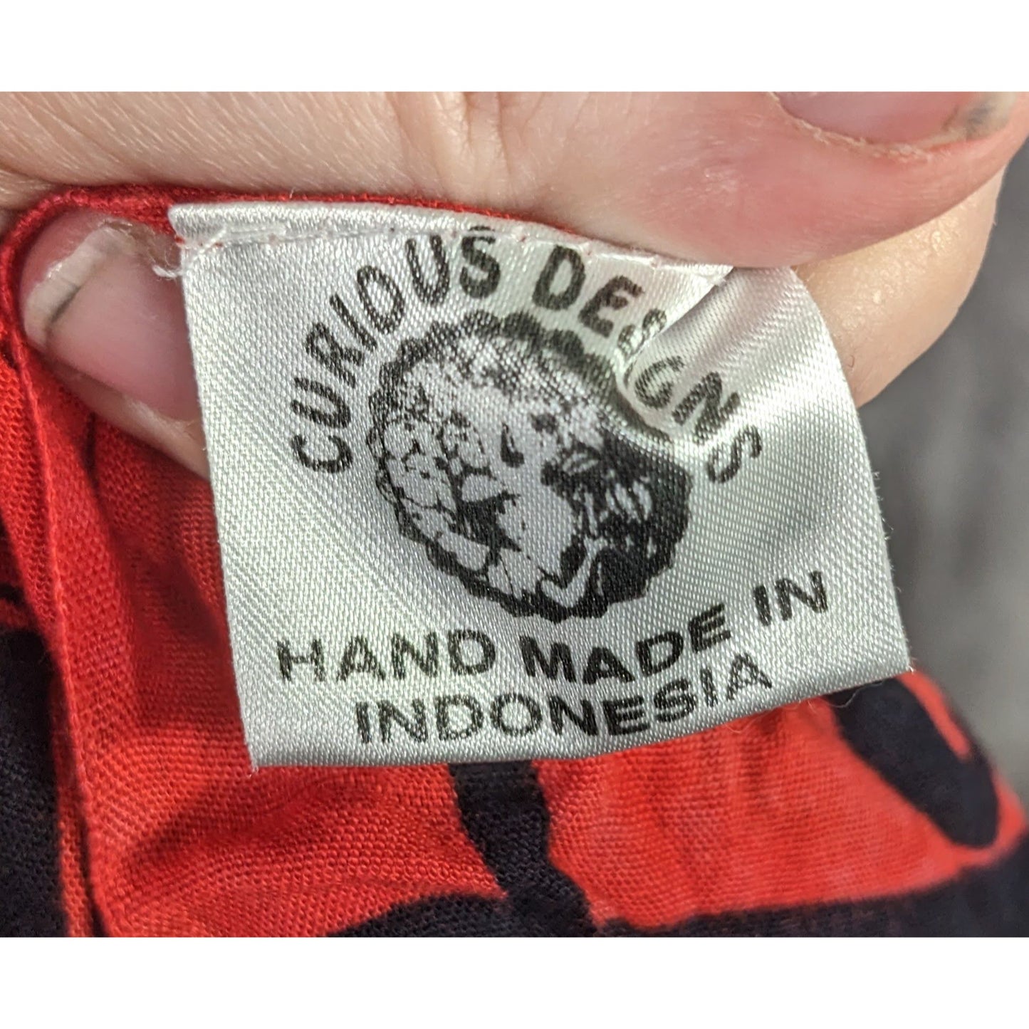 Curious Designs Red & Black Gothic Celtic Spider Tapestry Wrap/Shawl With Fringe 66"x47" Indonesia